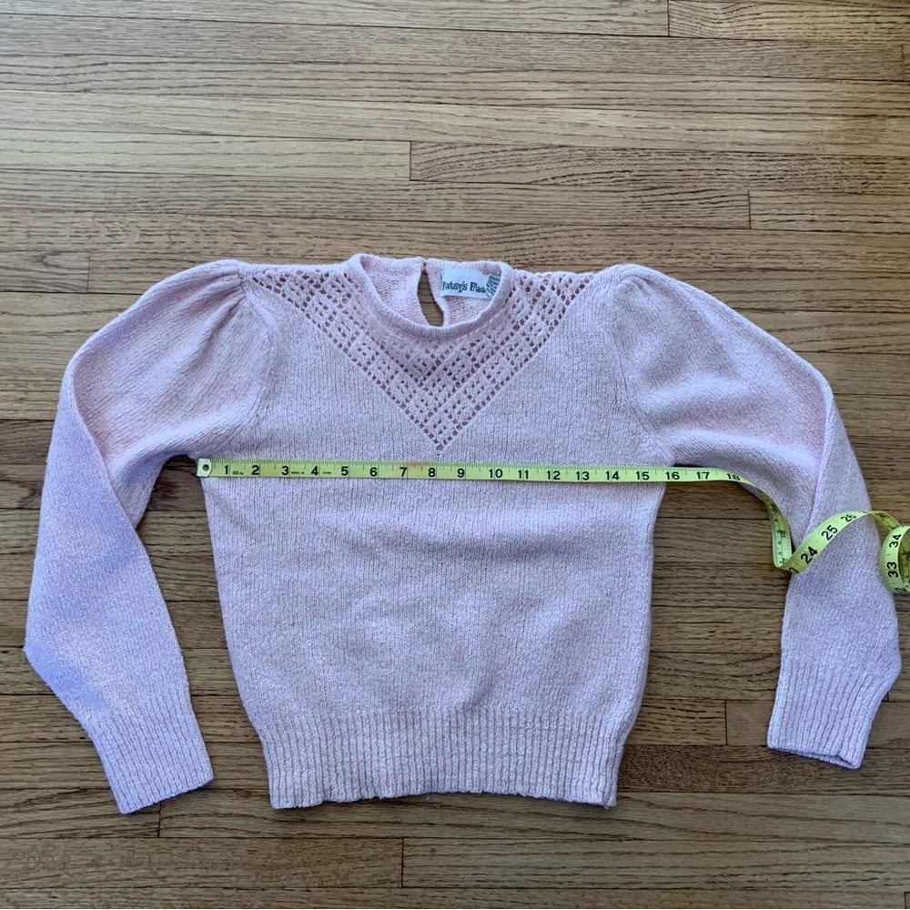 Vtg 80s Baby pink lace knit/open knit sweater (Silk angora blend) in XS. - Picture 3 of 11